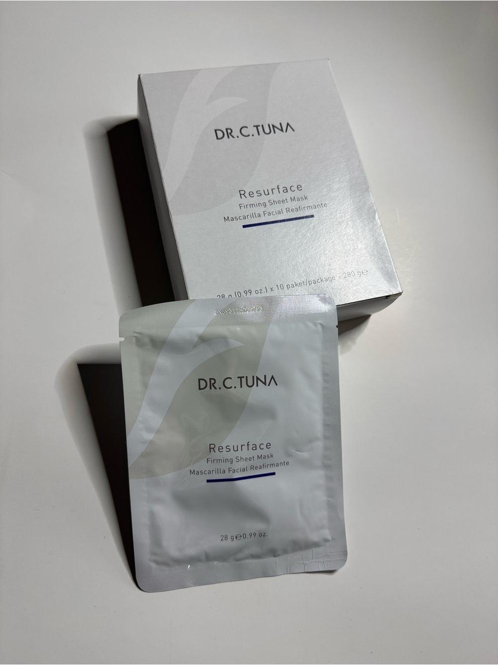 Farmasi Resurface firming sheet masks